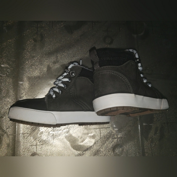 London Fog Boots for Toddler Boy sz 6 - Picture 4 of 15